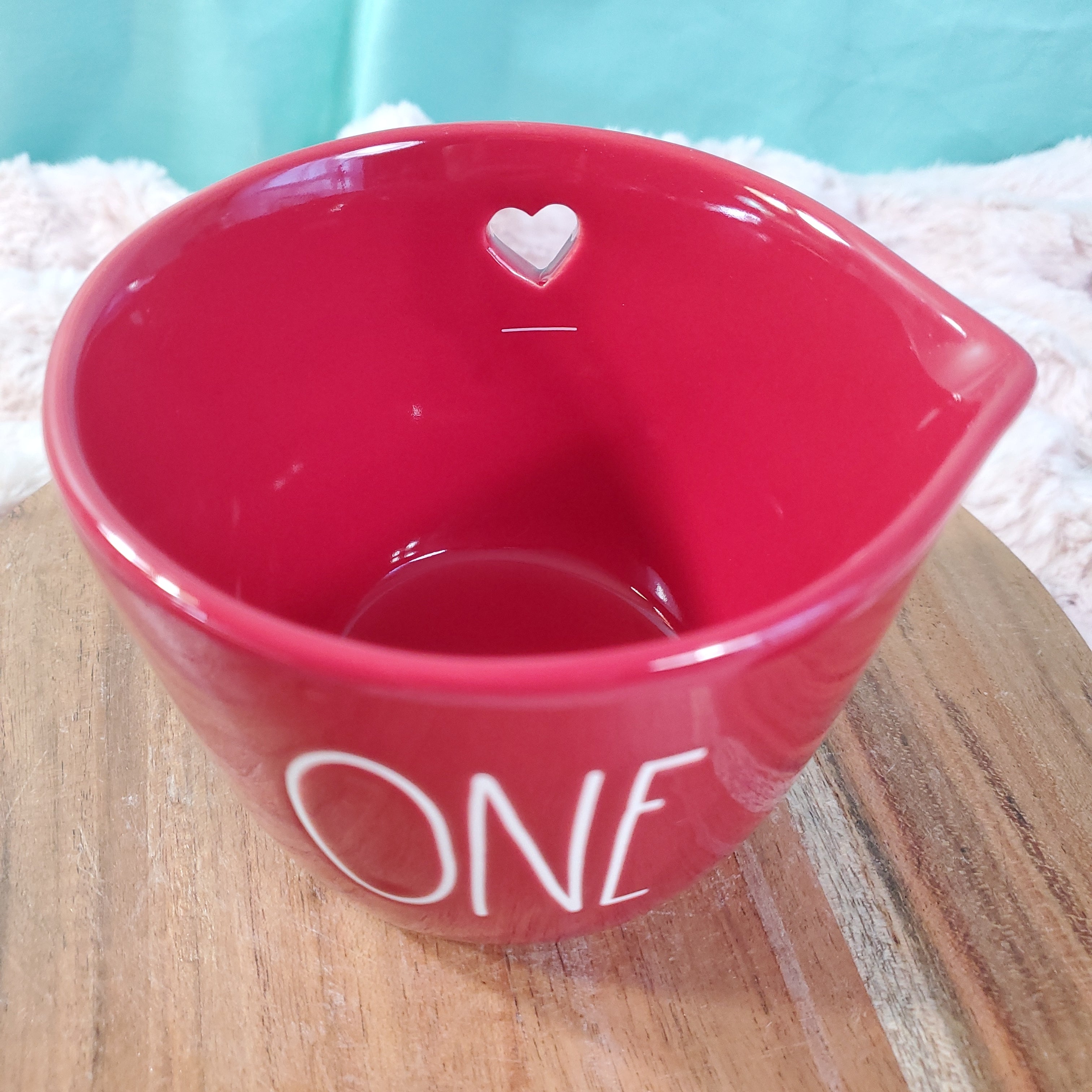 Rae Dunn Red deals Measuring Cups