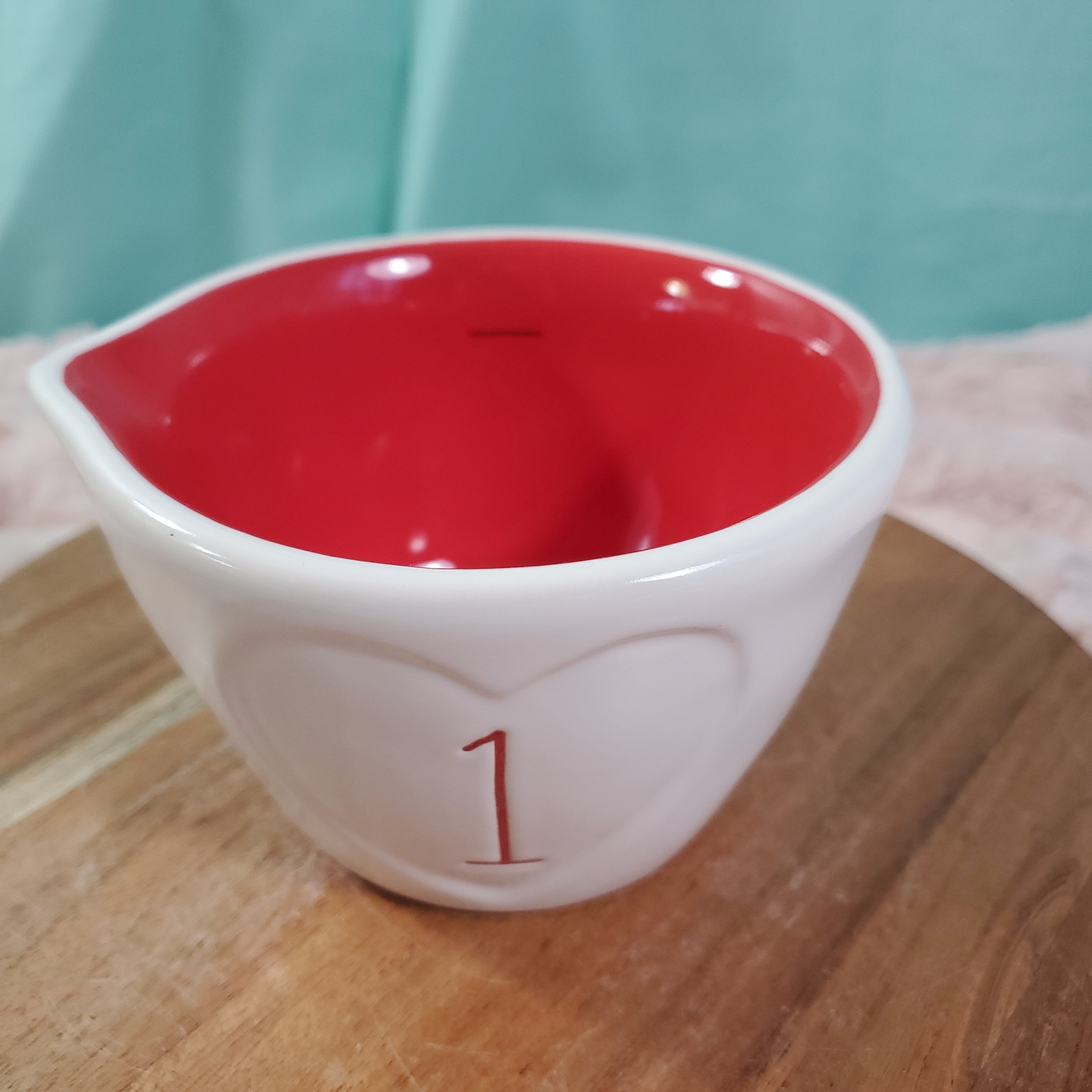 Rae dunn online pink valentines measuring cups.