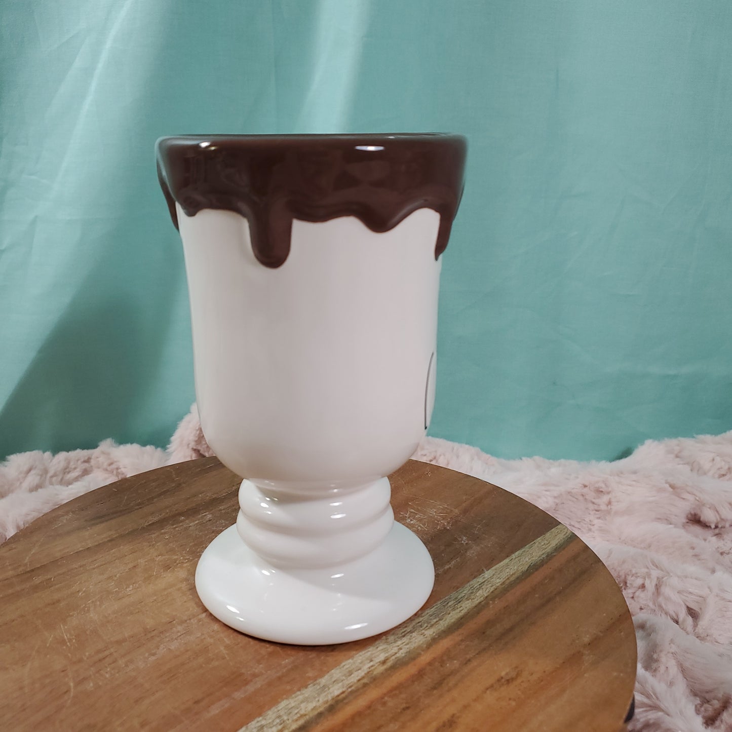 Rae Dunn "HOT COCOA" Ceramic Irish Cream Style Mug - New Release