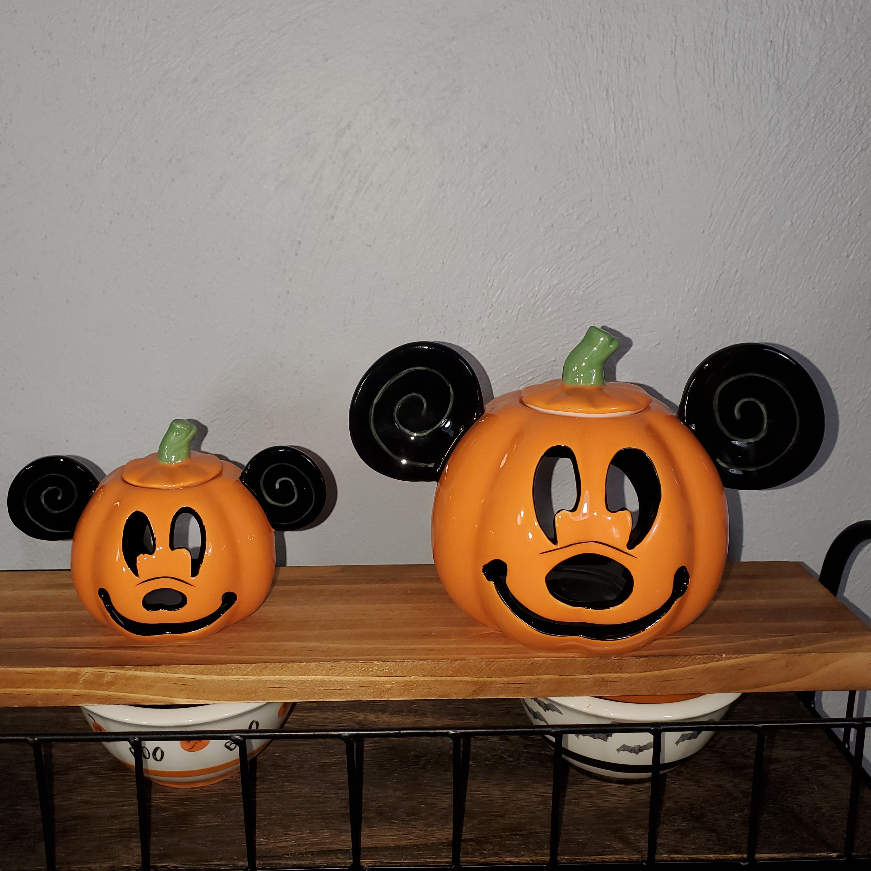 Mickey Mouse pumpkin outlet candle holders