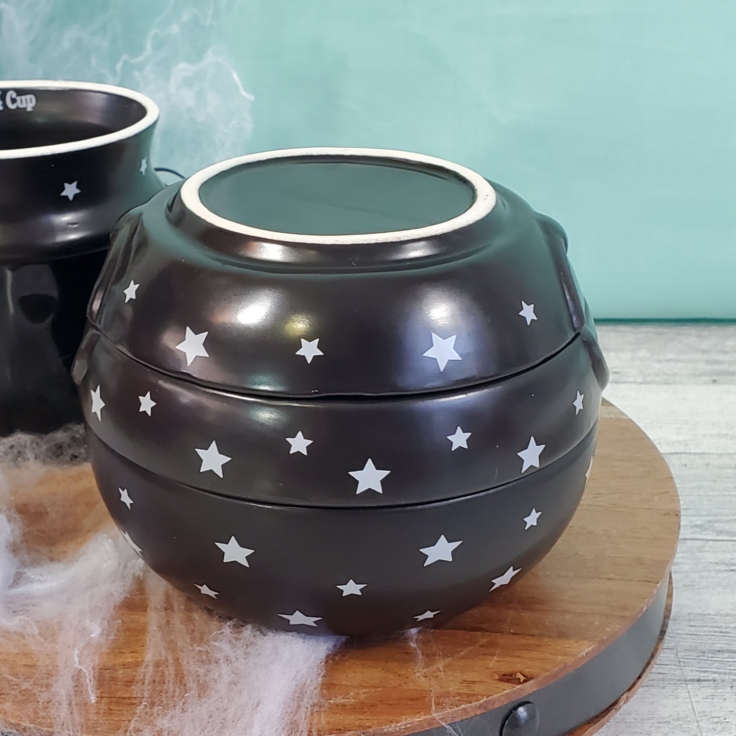 Witch's Cauldron Ceramic Measuring Cups Set by 10 Strawberry Street - 4-Piece Black with White Stars